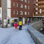 Hellochalet - Friends House *